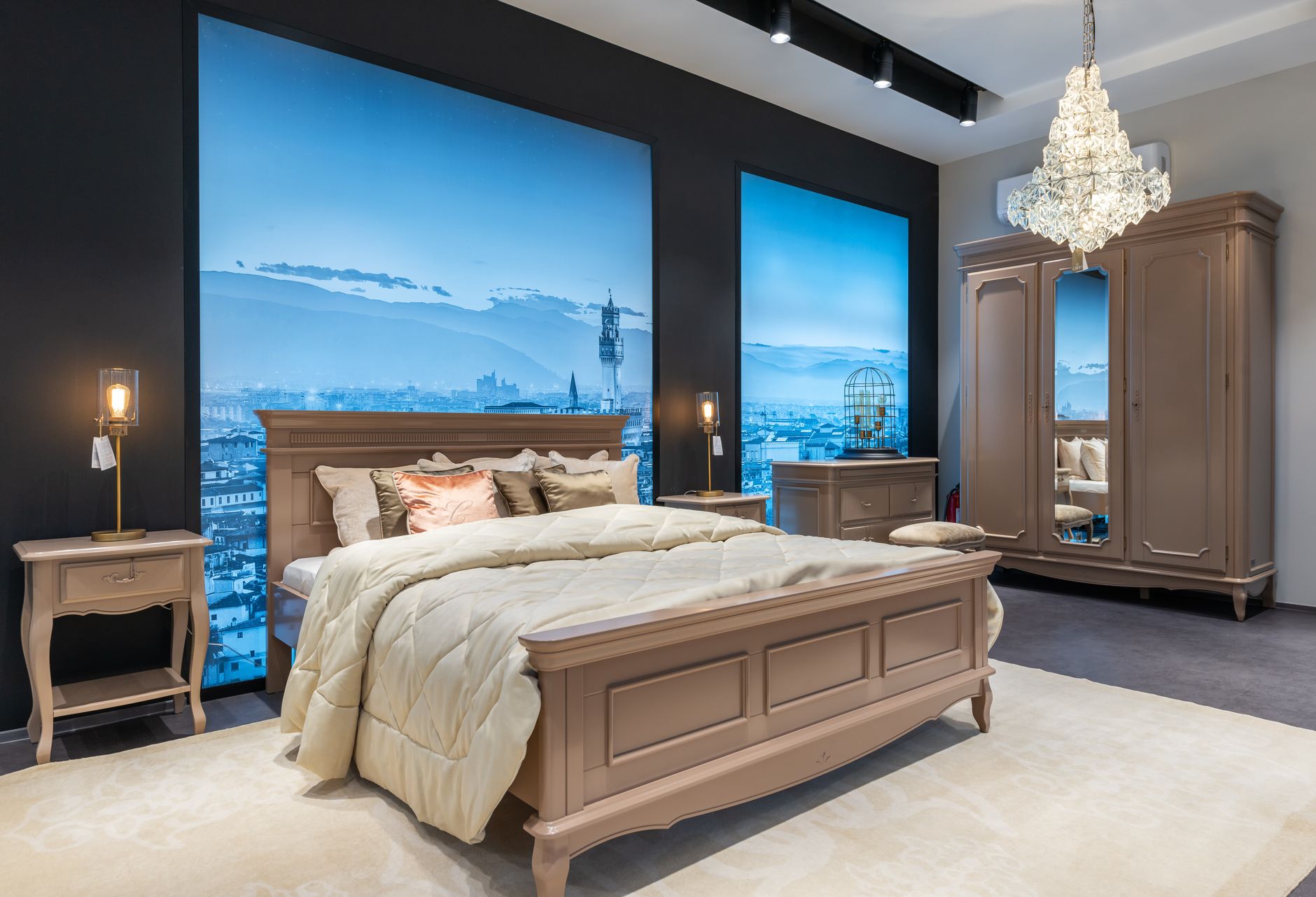 Furniture & mattress store